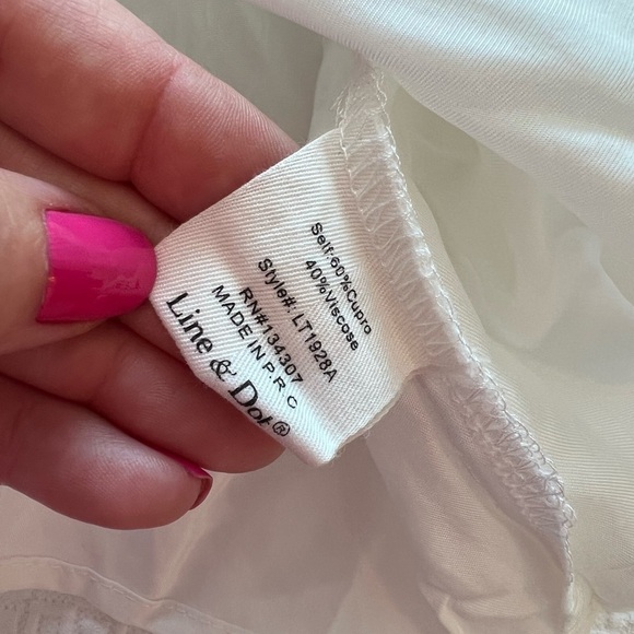 Line and Dot by Revolve Valor Boho Embroidered Off the Shoulder Top NWT - Picture 16 of 16